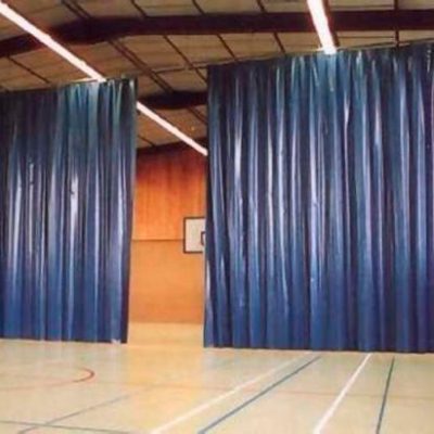 Промышленные шторы из ПВХ для спортзалов